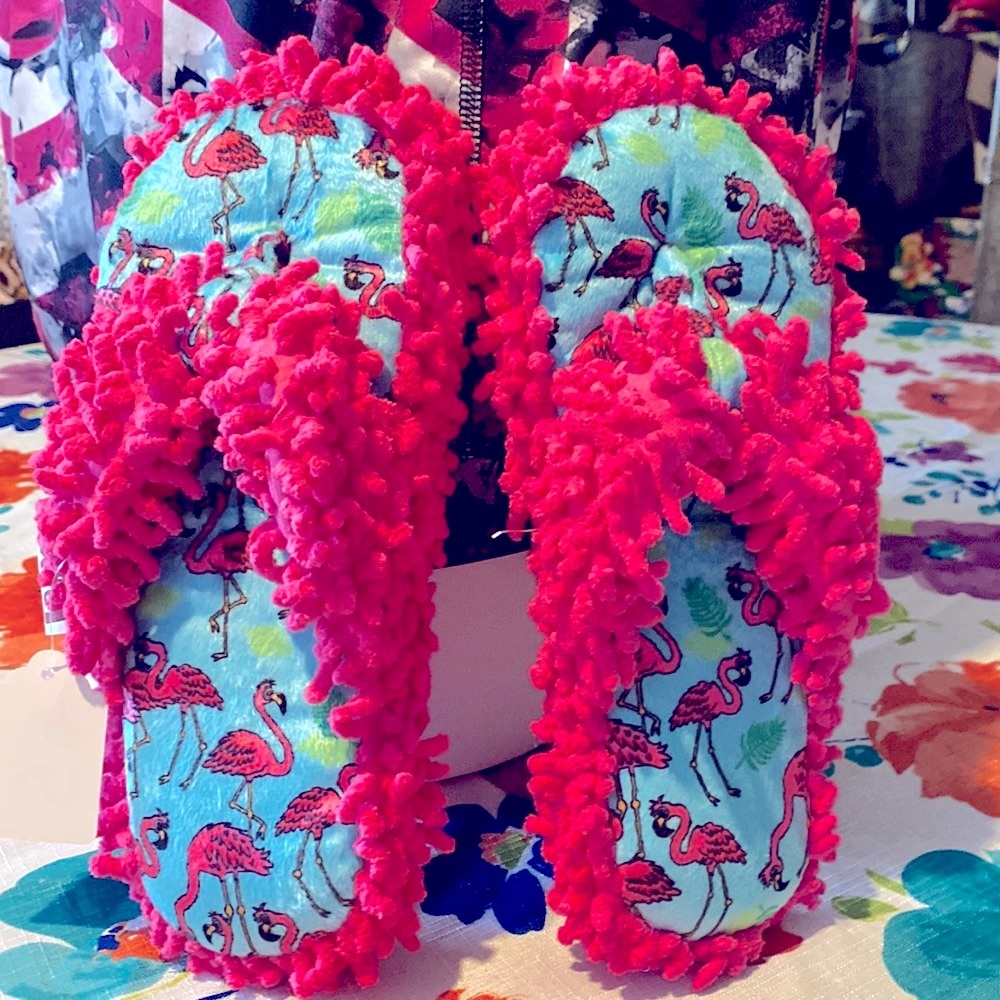 NWTS Lazy One Flamingo Fuzzy Slippers